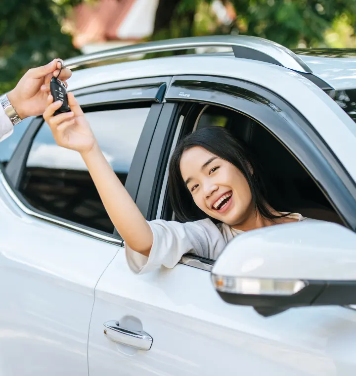 Kenyamanan mobil rental yang siap untuk perjalanan di Tangerang